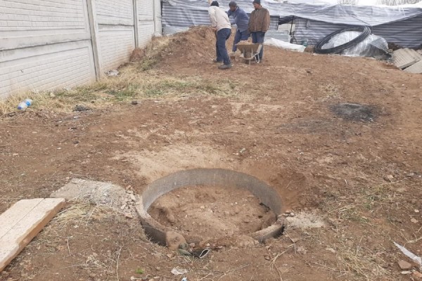 انسداد ۳ حلقه چاه غیر مجاز توسط امور منابع آب شمیرانات