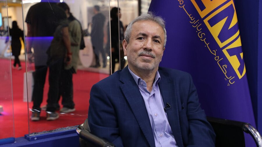 باید سهامداران، به عنوان یک راهبرد، بتوانند با سامانه‌های به‌روز، منسجم و پرسرعت، خدمات دریافت کنند