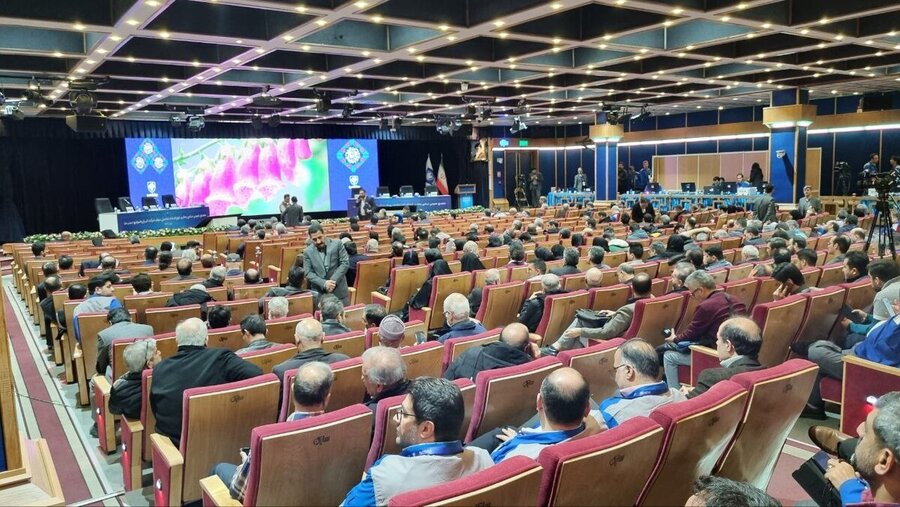 مهاجم گلزن در اردوگاه طلایی