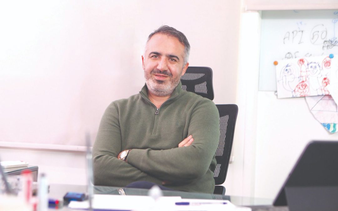 مدیر بازرگانی «شرکت قطران کاوه» تاکید کرد: بـومی‌سازی دانـش فنی راهـی برای دور زدن تحـریم‌ها
