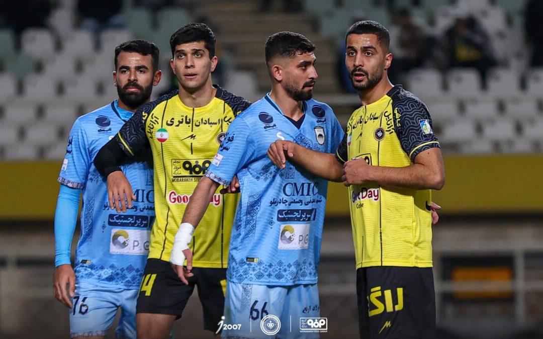 سپاهان با برد چادرملو قهرمان نیم‌فصل شد
