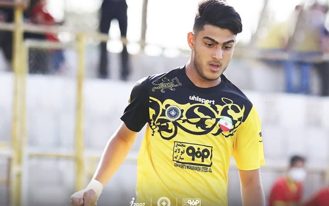 درآمدزایی فولاد مبارکه سپاهان از انتقال رضا غندی‌پور به شباب‌الاهلی