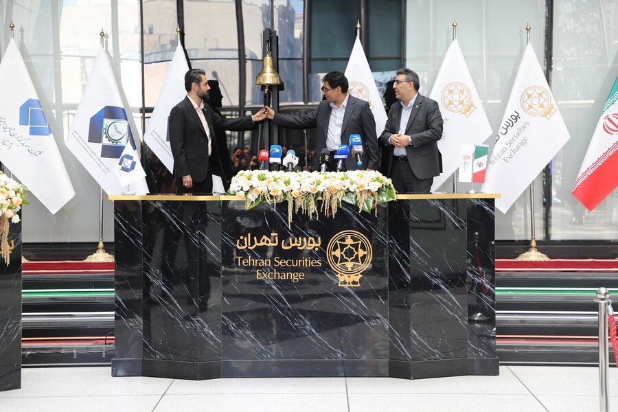 مشارکت یک میلیون و ۲۵۹ هزار نفر در دومین عرضه اولیه بورس تهران